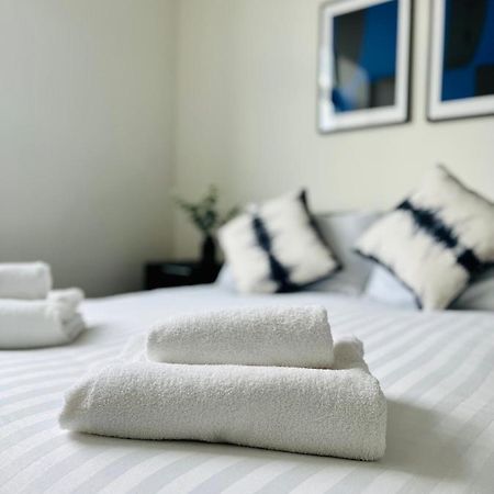 Fabulous One Bedroom Apartment Near Old Trafford Stadium Manchester Extérieur photo