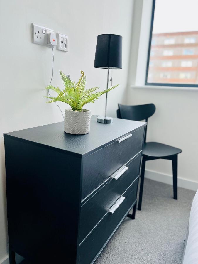 Fabulous One Bedroom Apartment Near Old Trafford Stadium Manchester Extérieur photo